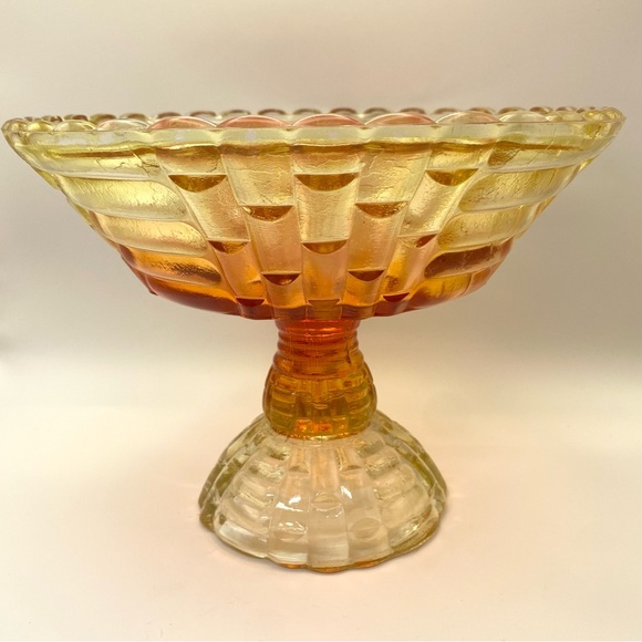 Jeanette Glass amberina pedestal bowl - Picture 3 of 10